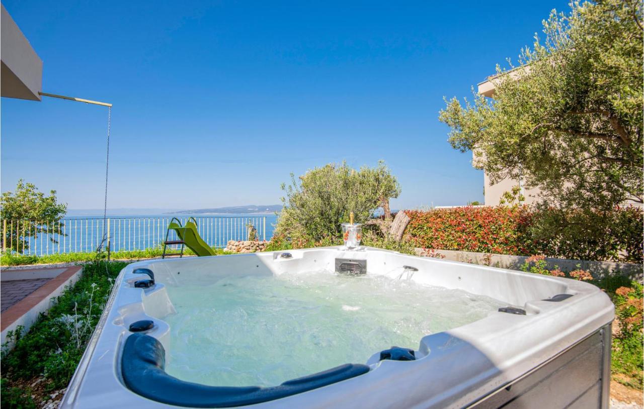 Holiday Home Villetta Belveder Baška Voda Exterior foto